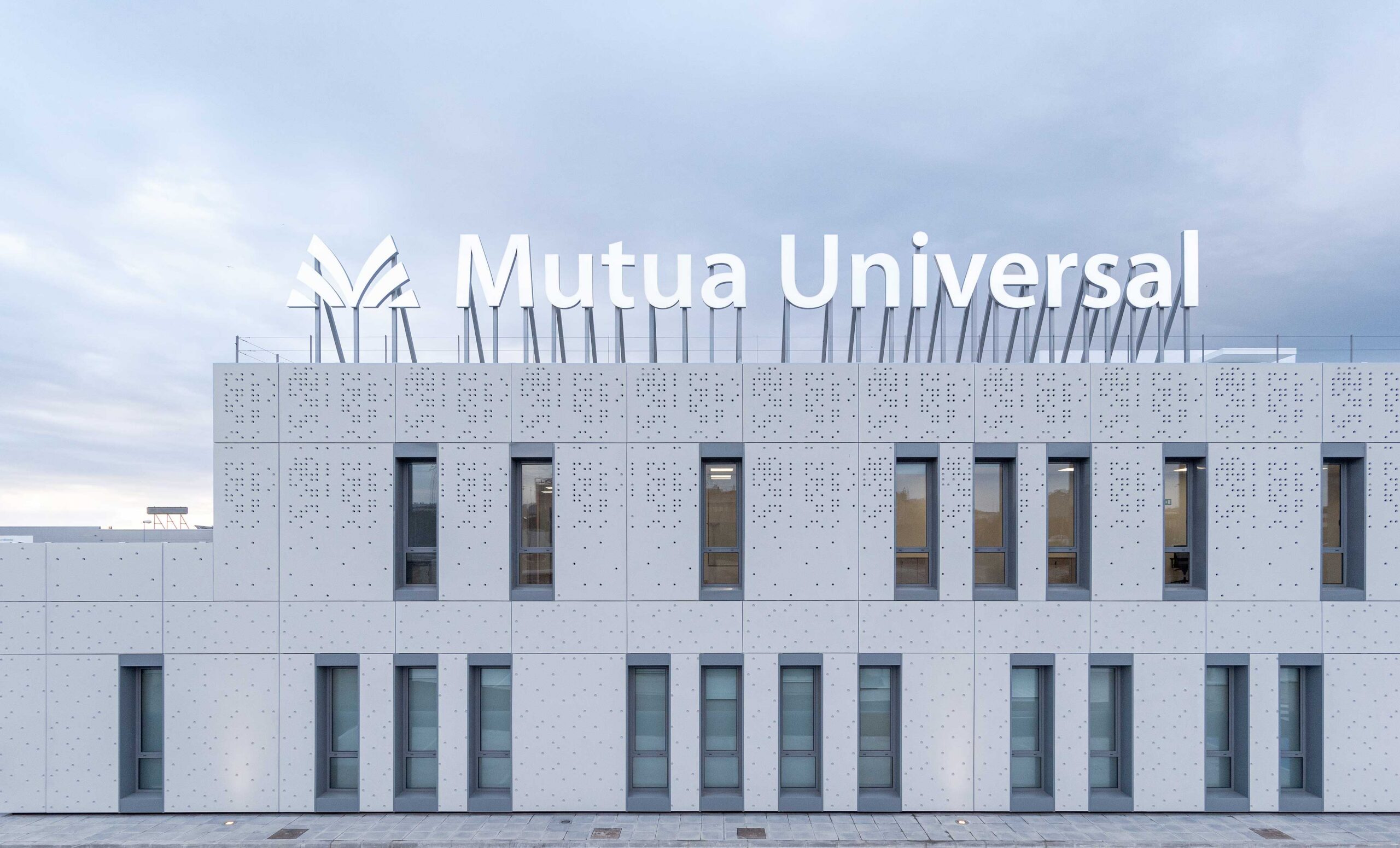 2026-10-27 ND MUTUA UNIVERSAL